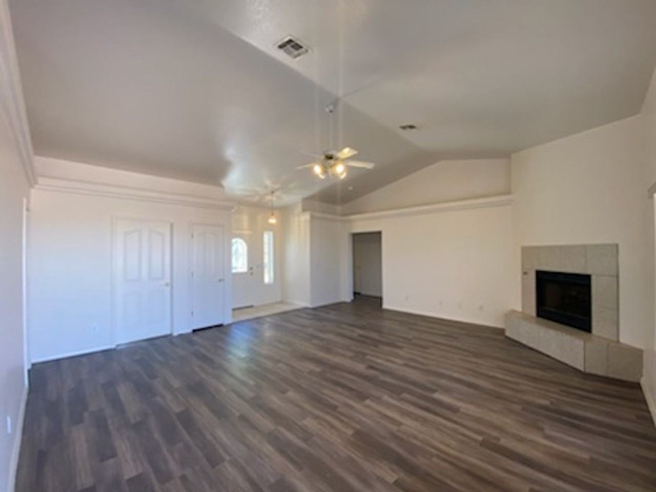 3667 Heather Ave - Photo 3 of 11