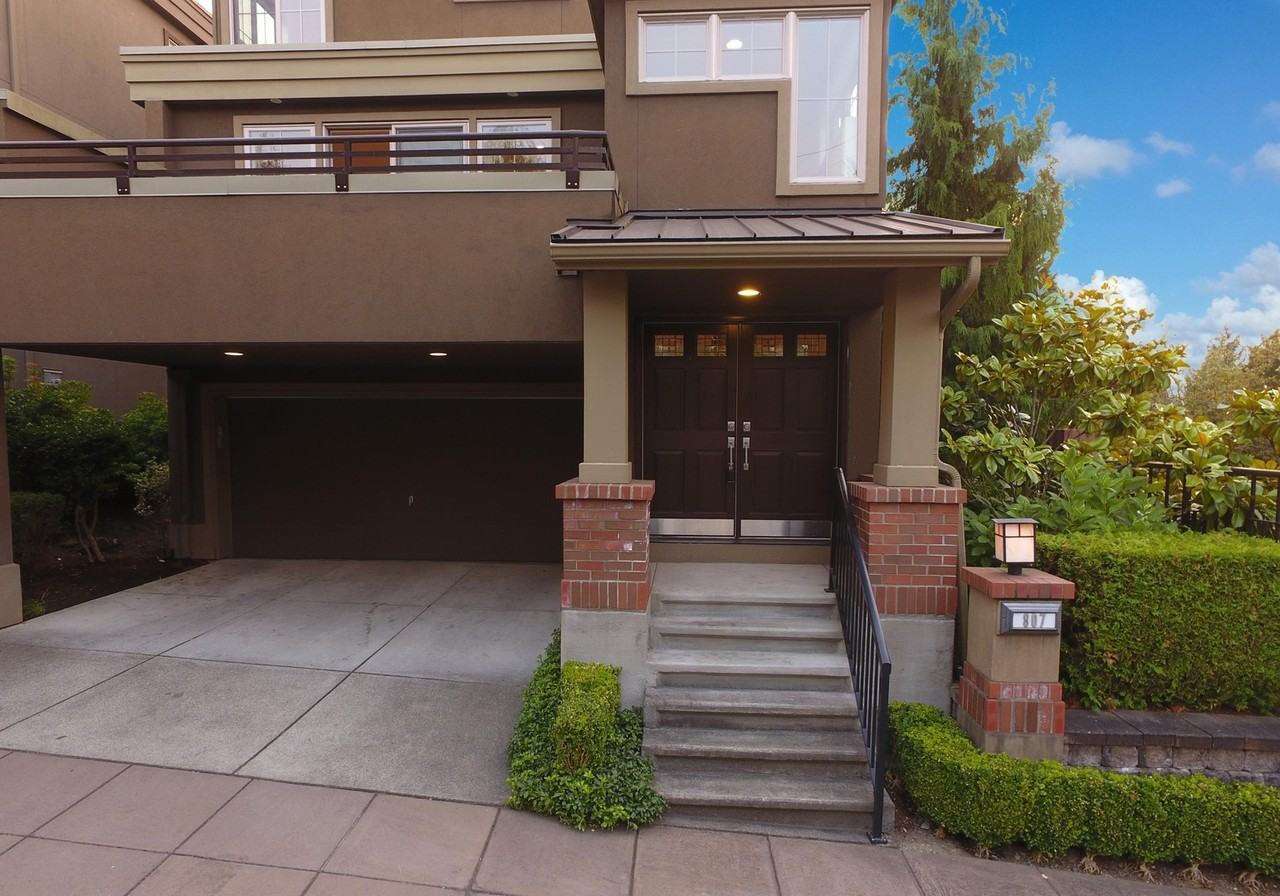 807 Kirkland Way - Photo 3 of 31