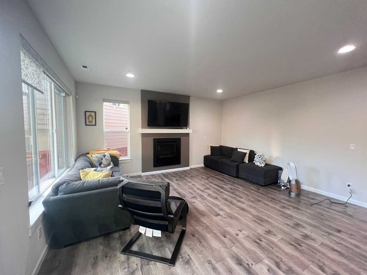 19205 14th Ave Se - Photo 3 of 22