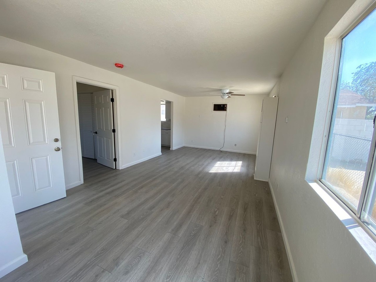 2634 Desert St #2630 - Photo 4 of 11