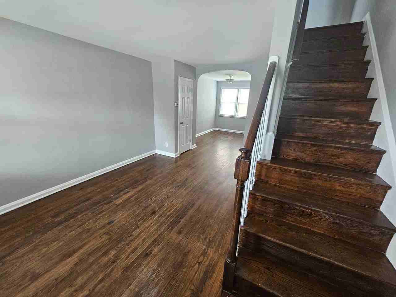 337 Hornel St - Photo 2 of 13