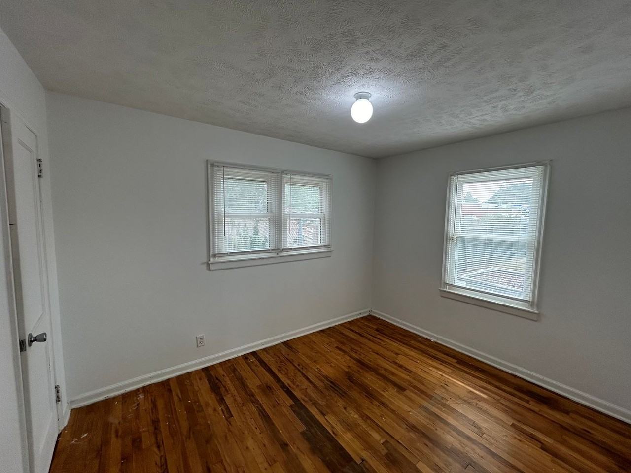 3335 P St - Photo 7 of 19