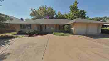 featured image of 709 Nw Heinzwood Cir