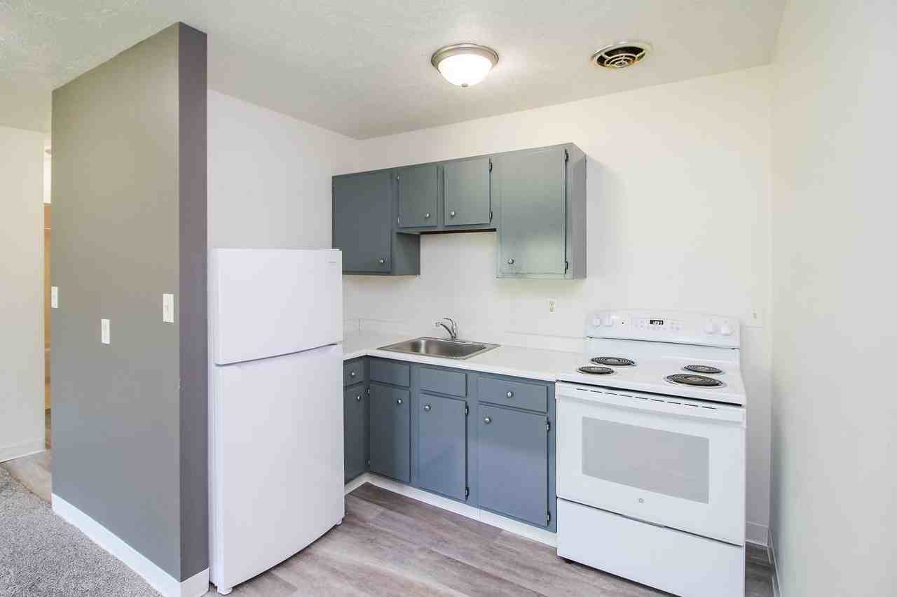 Riverview Apartments - Photo 3 of 14