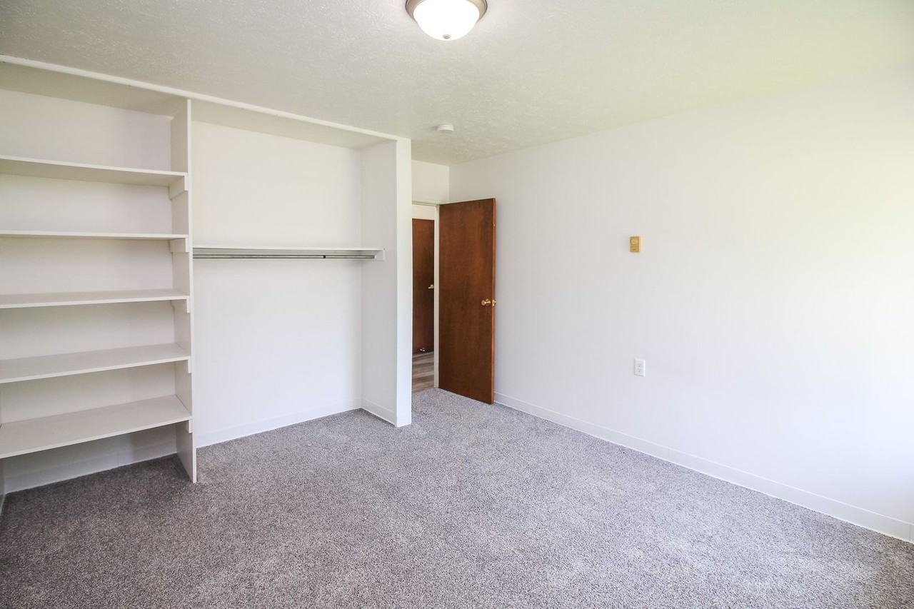 Riverview Apartments - Photo 5 of 14