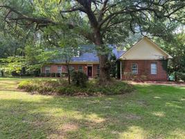 featured image of 1381 Manor House Dr