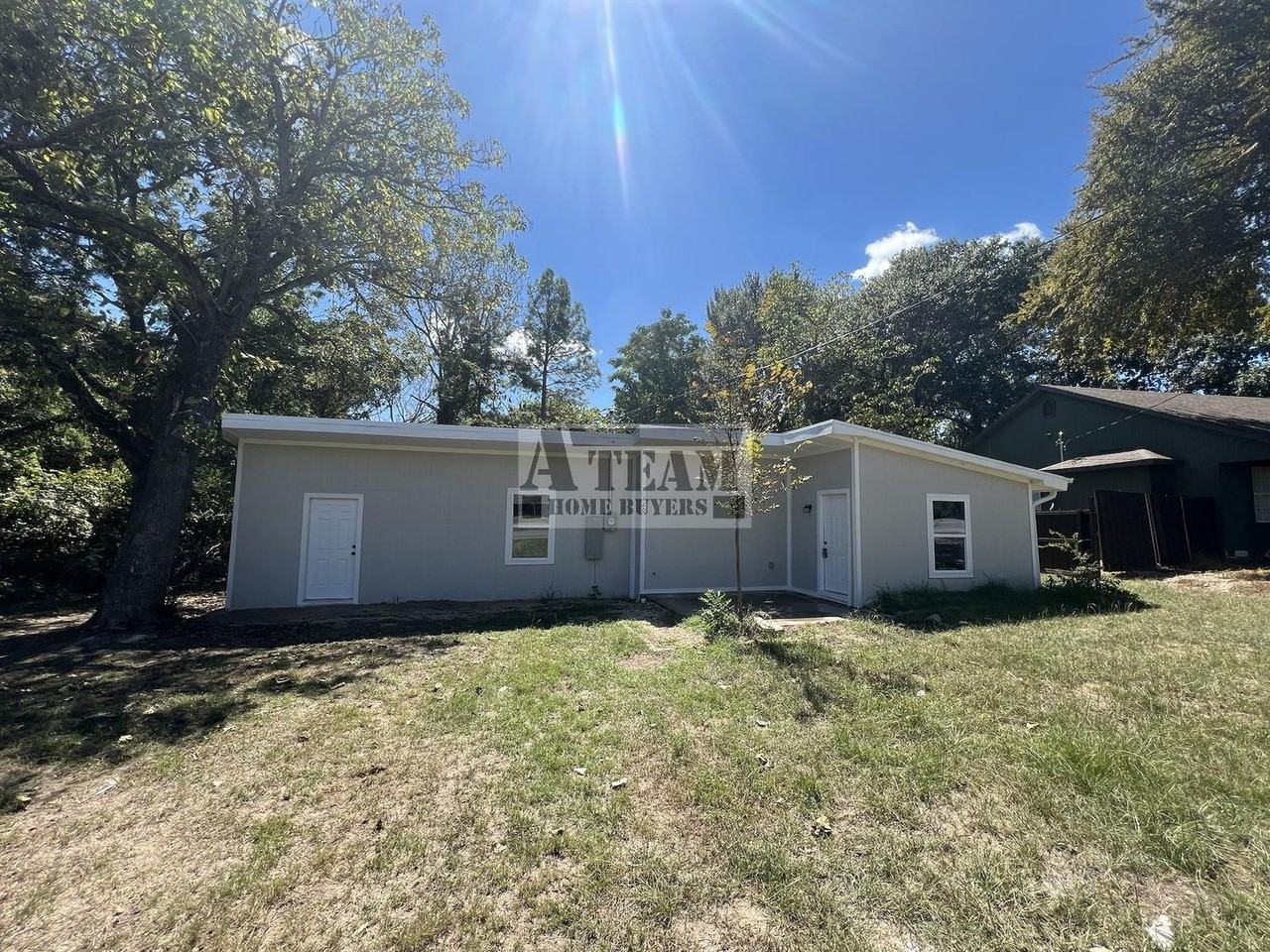 120 Whispering Oaks Trl - Photo 2 of 29