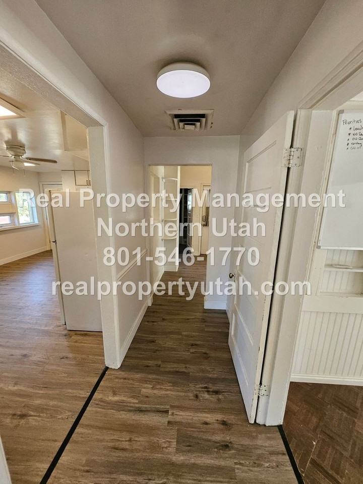 662 4th St - Photo 7 of 23