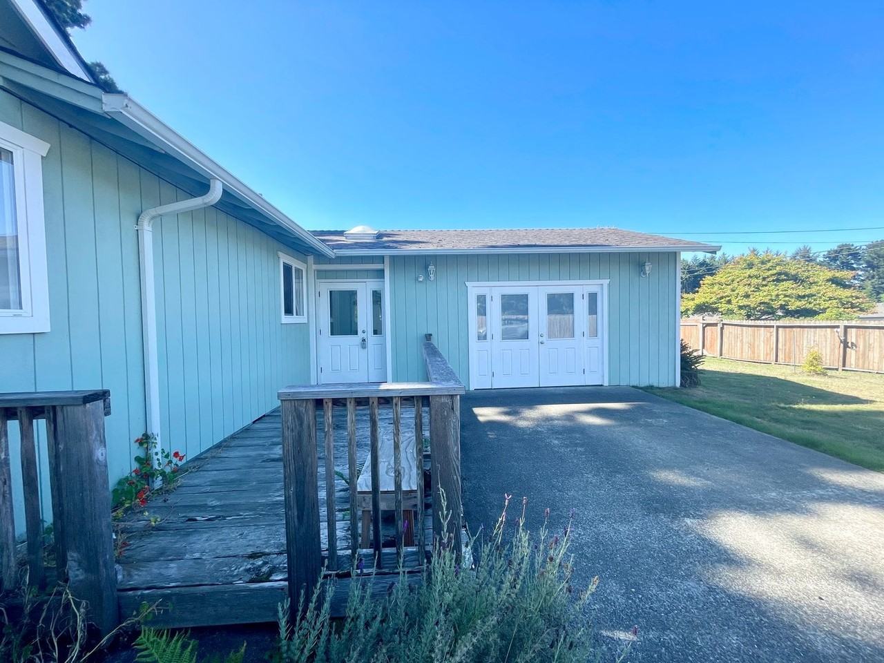 1666 Bella Vista Rd - Photo 3 of 50