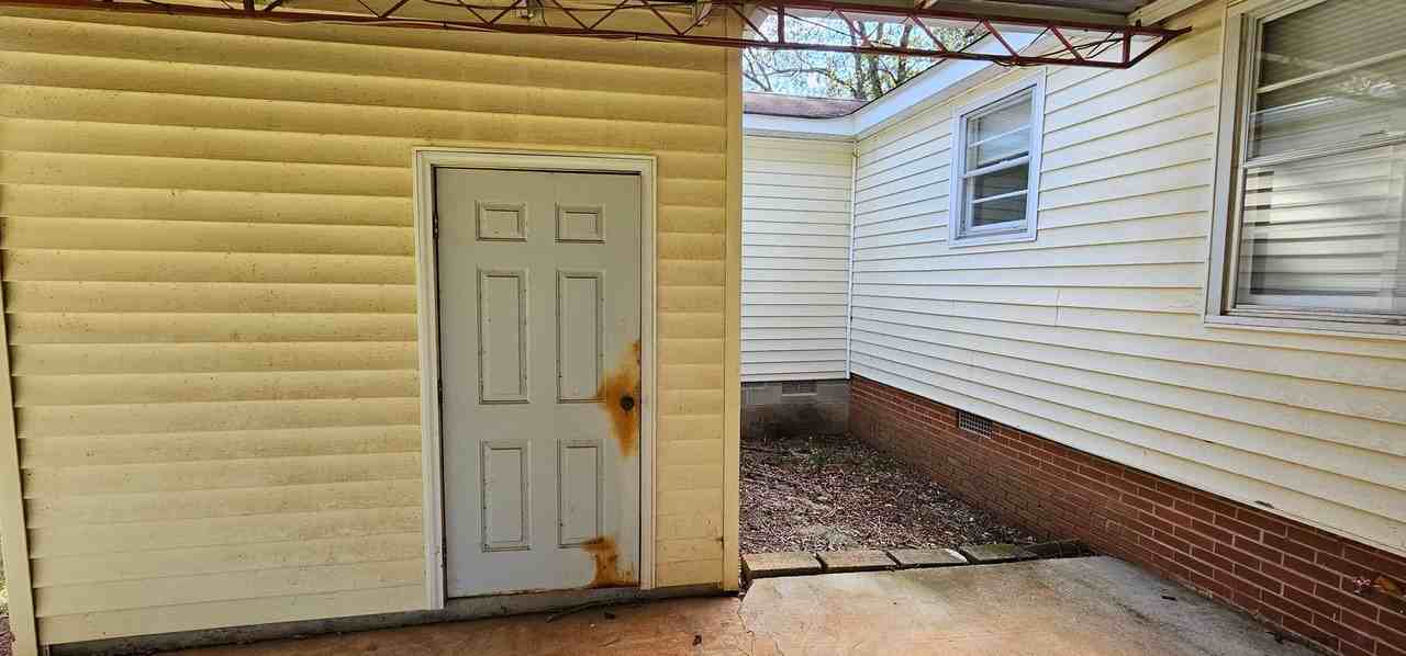 38 Pickard Rd - Photo 7 of 31