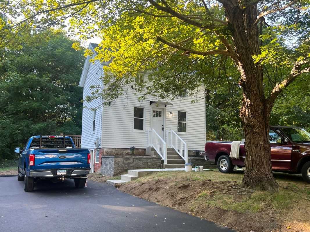 46 Morgan St - Photo 3 of 17