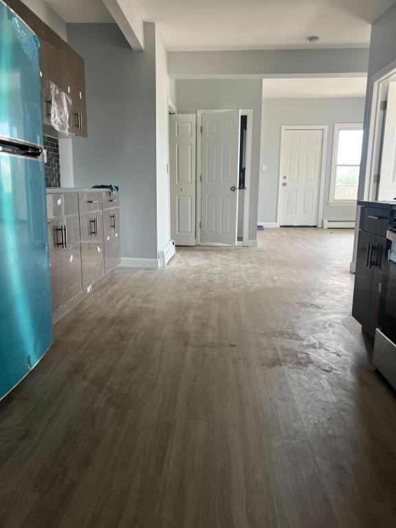 422 E Main St - Photo 2 of 9