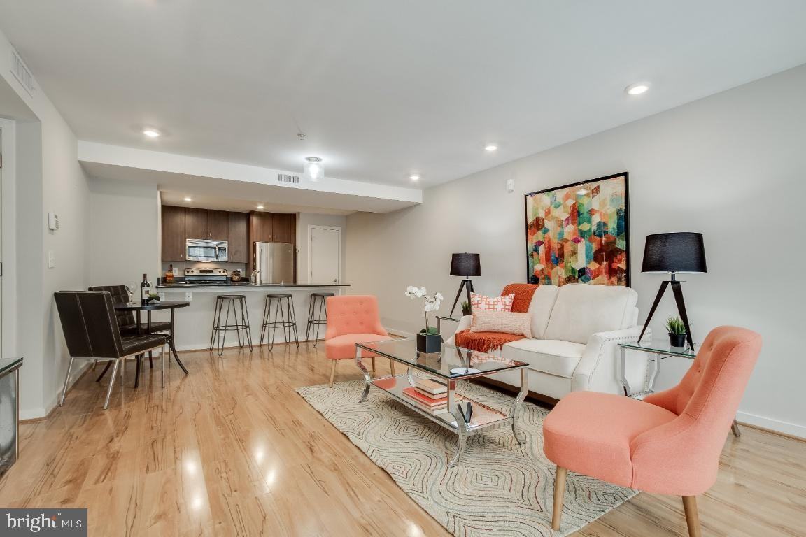 1423 Newton St Nw - Photo 2 of 12