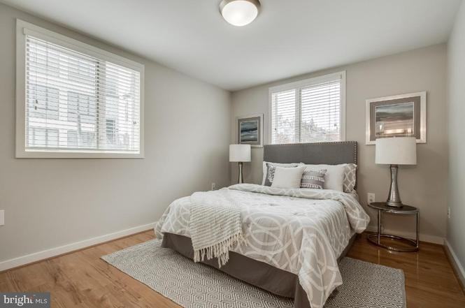 1423 Newton St Nw - Photo 6 of 12