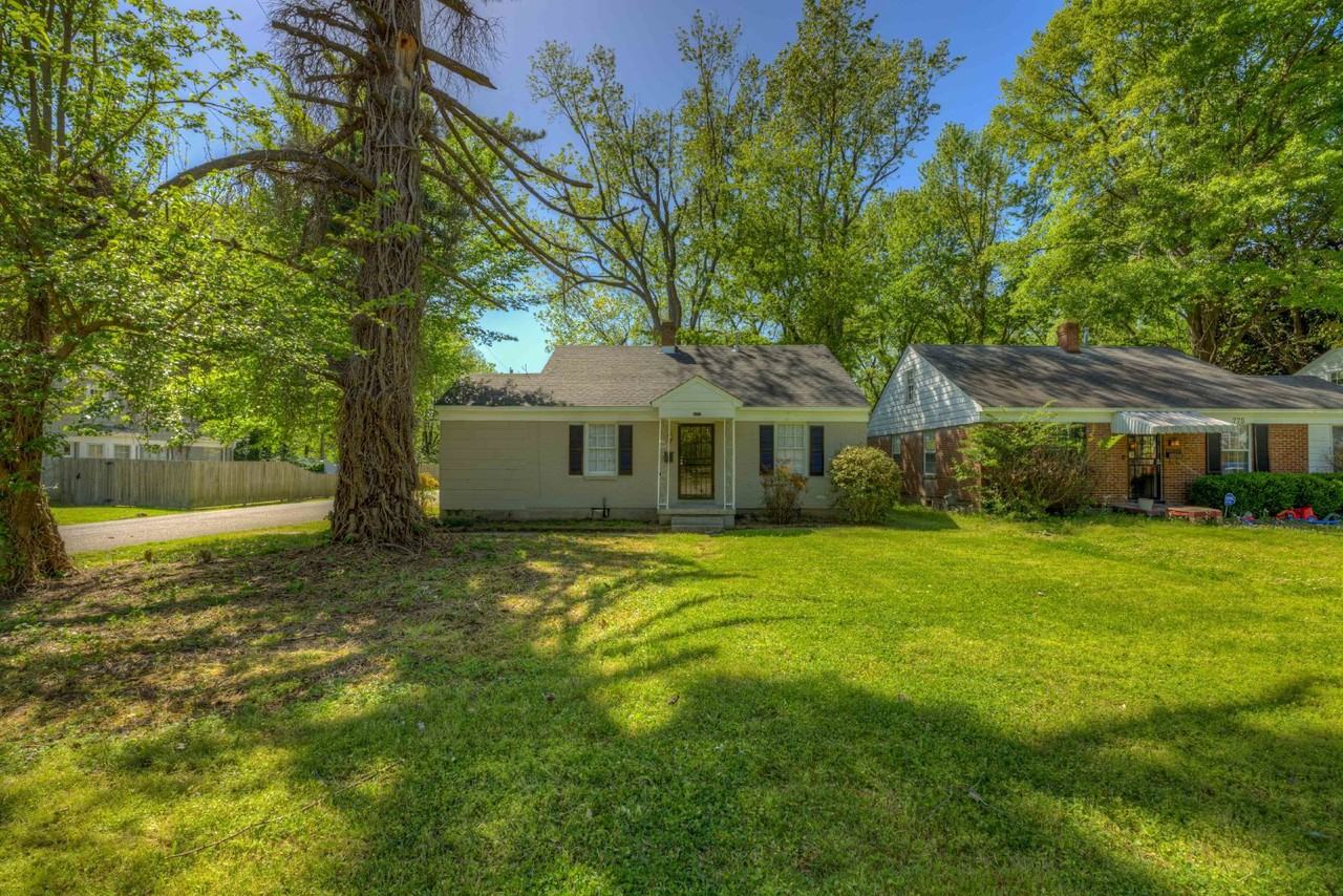 777 Loeb St - Photo 6 of 27