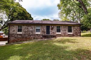 featured image of 205 Lady Marion Dr
