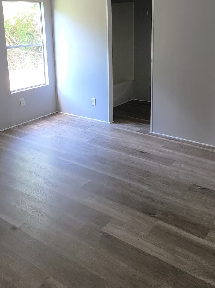 60006 Woodland Ave - Photo 3 of 6