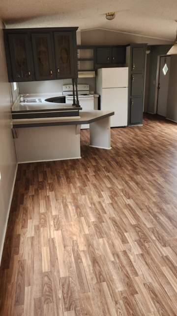 60006 Woodland Ave - Photo 2 of 6