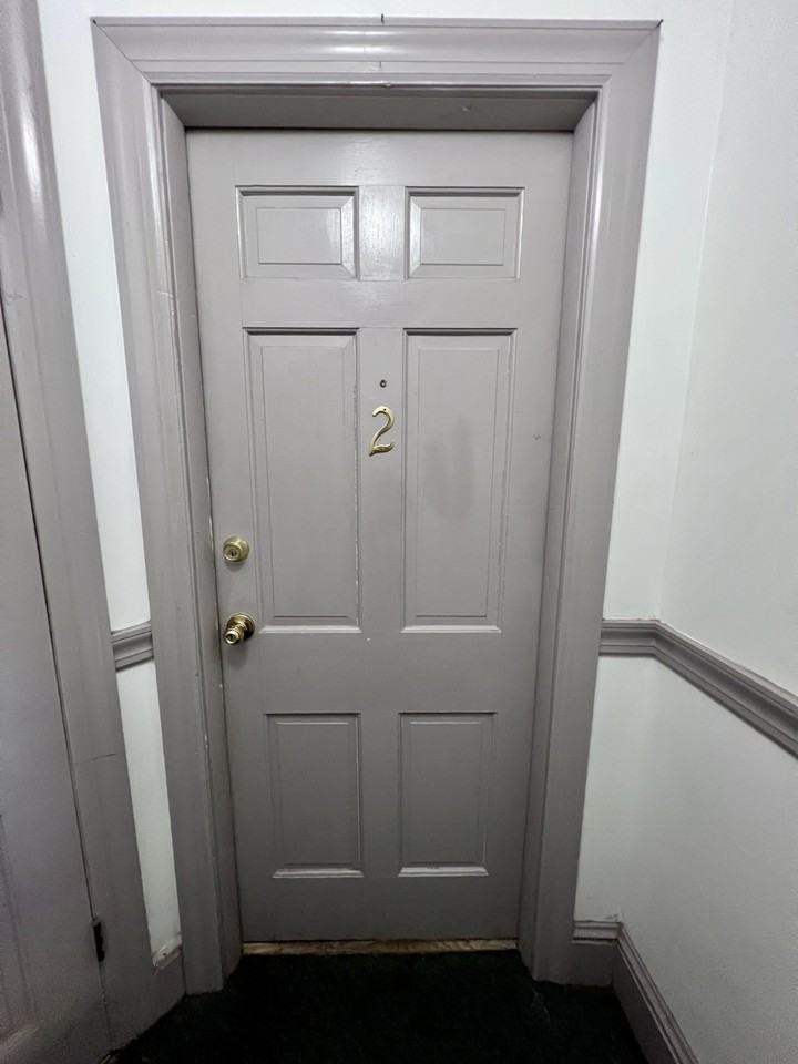 2602 W 18th St - Photo 2 of 17