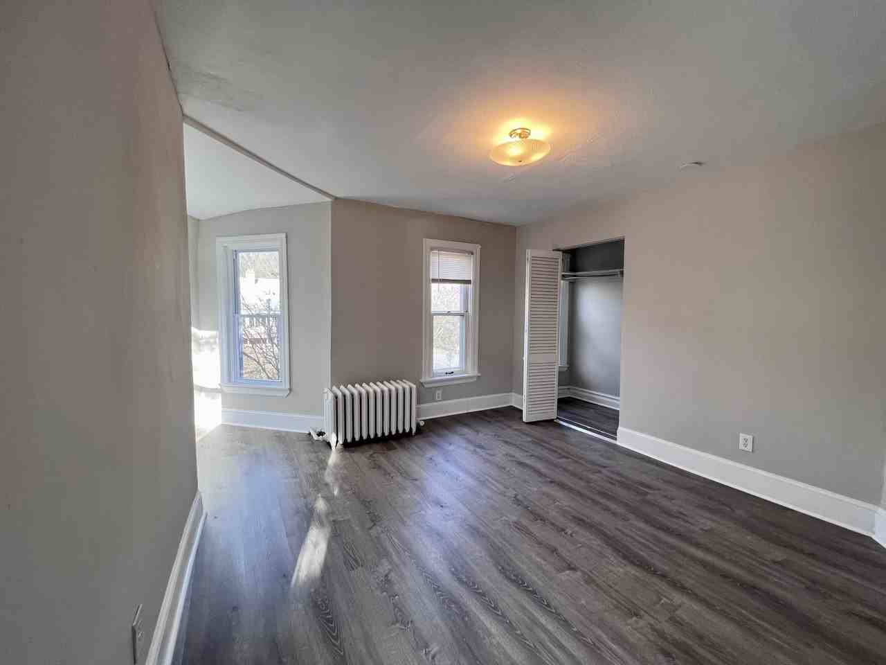 2602 W 18th St - Photo 3 of 17