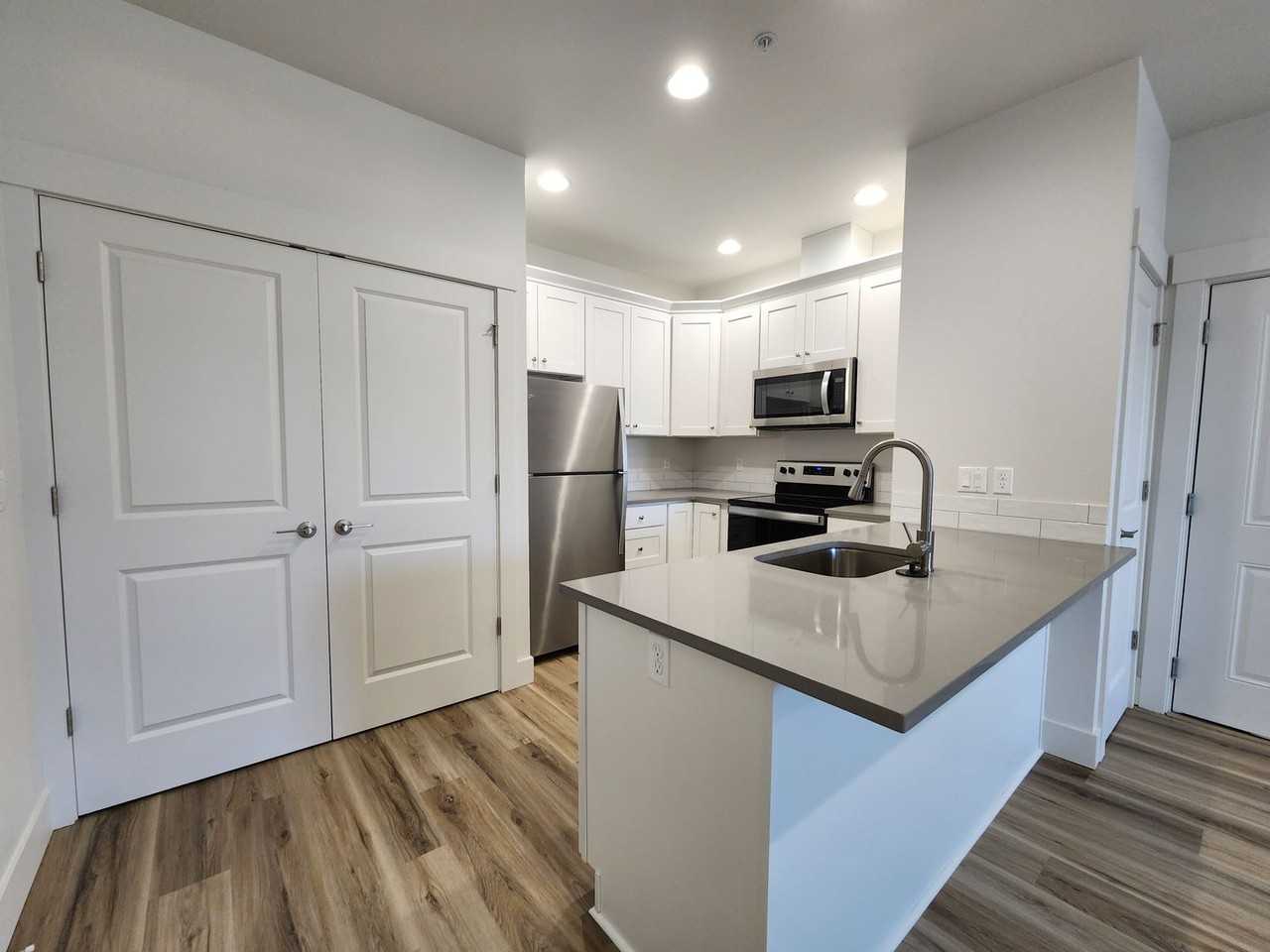Newer Construction Apartments - 1075 Clearview Ave Ne Keizer OR | Zumper - Clearview Pa Downtown Penthouse Apartments Mean