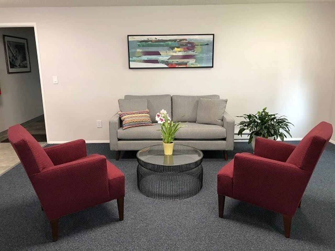 Sussex Village Apartments - Photo 5 of 13