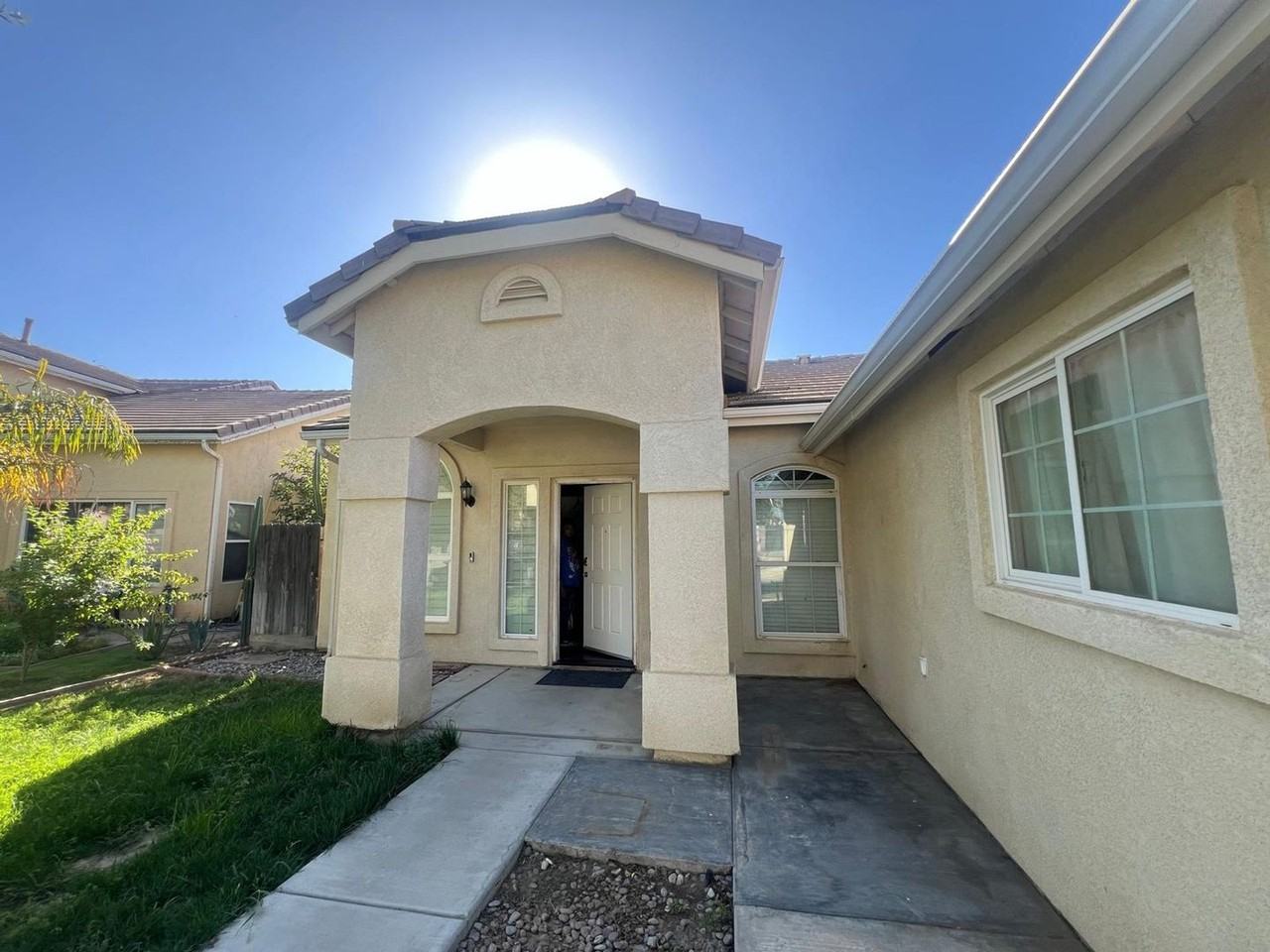 431 Olympic Ct - Photo 2 of 22