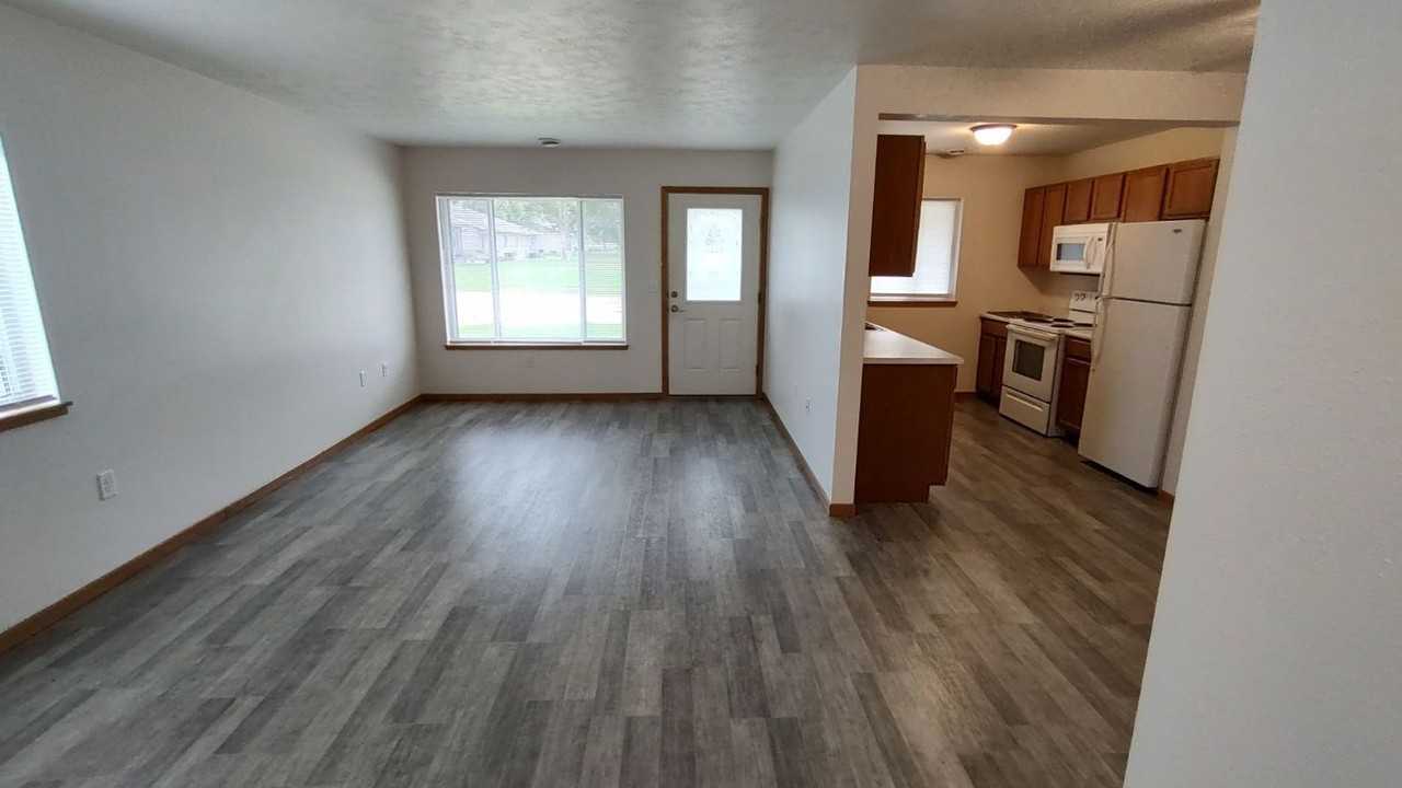 S&S Twin Homes - Photo 2 of 15