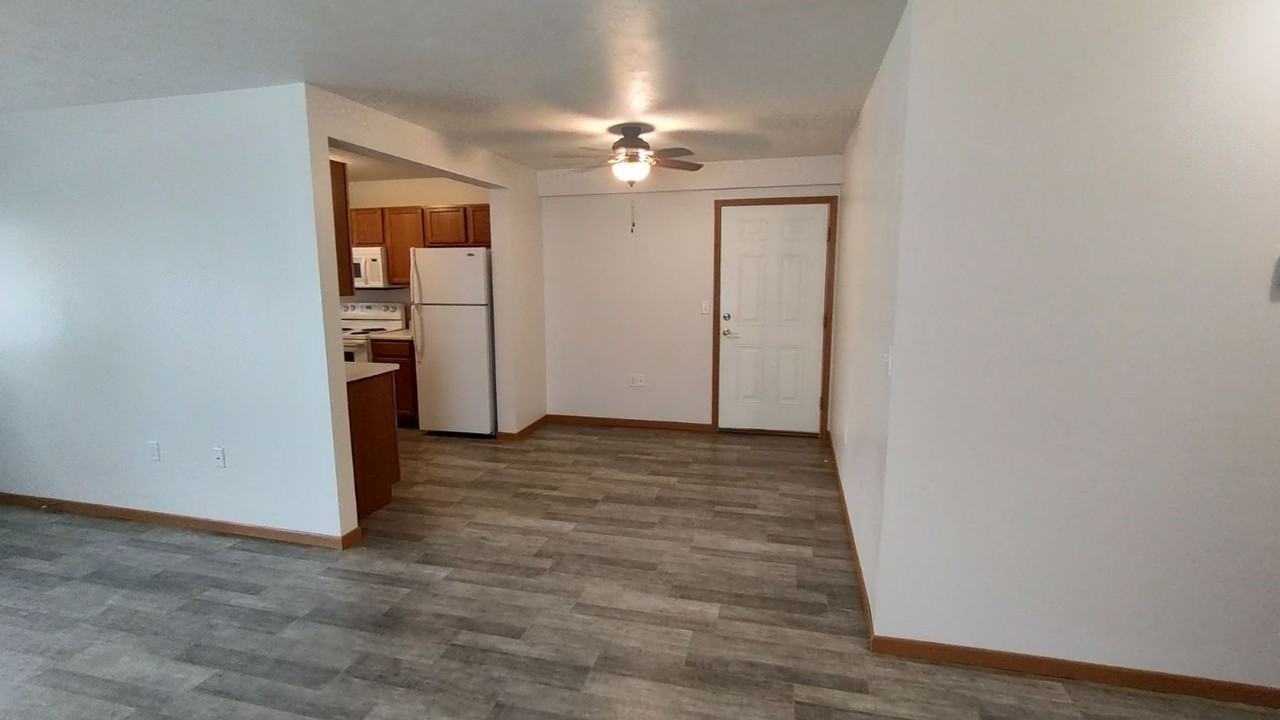 S&S Twin Homes - Photo 3 of 15