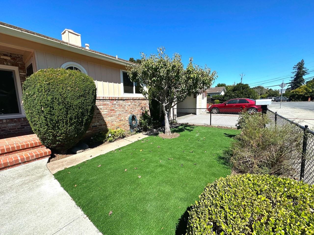 140-142 Oakwood - Photo 3 of 27