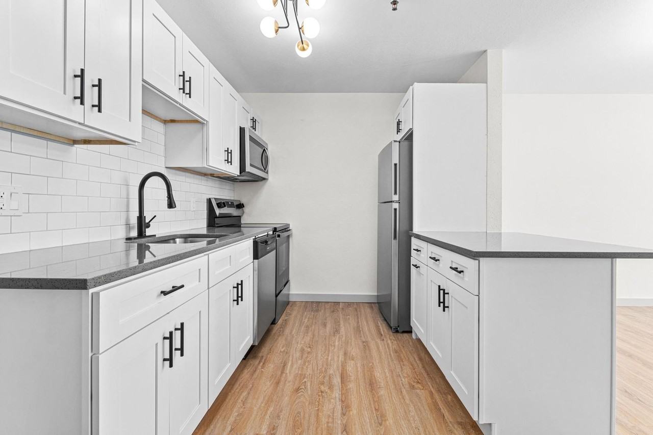 The Raphael - Photo 3 of 24