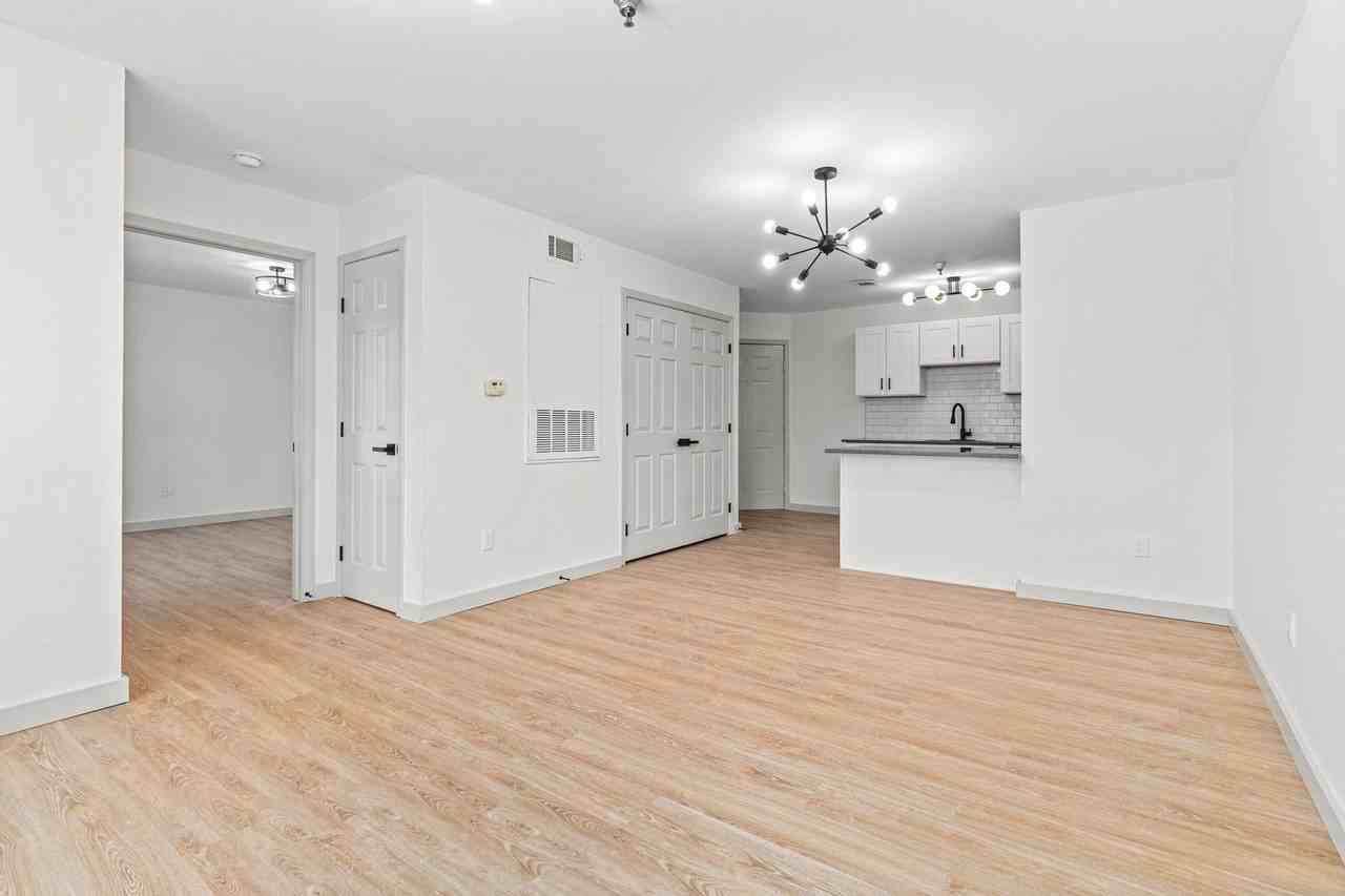 The Raphael - Photo 5 of 24