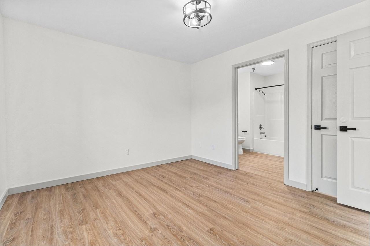 The Raphael - Photo 7 of 50