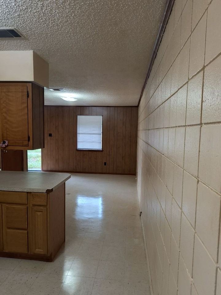 2702 W 24th Ave - Photo 3 of 7