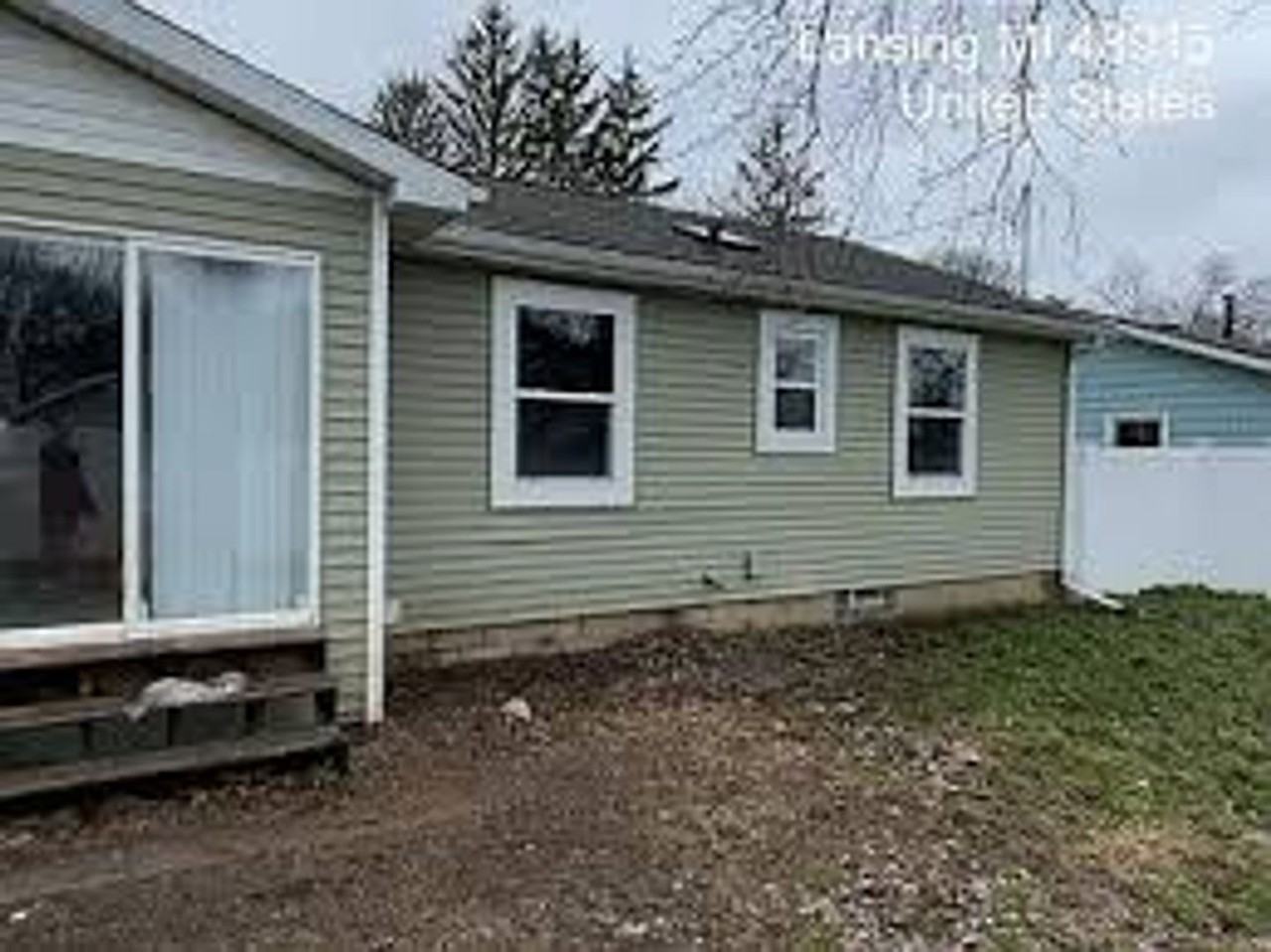 1504 Roselawn Ave - Photo 3 of 34