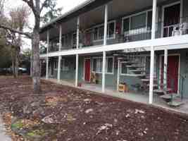 featured image of 990 Nw Spruce Ave