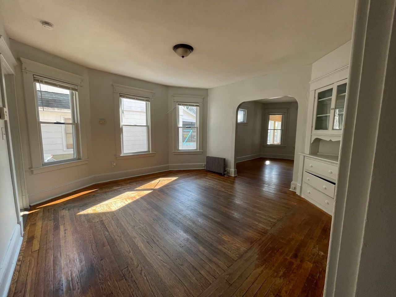 51 Wellington St.  (#*) - Photo 3 of 10