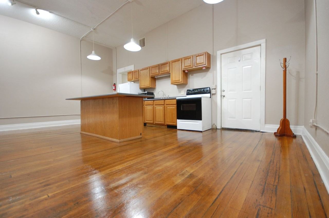 717 Story St - Photo 2 of 23
