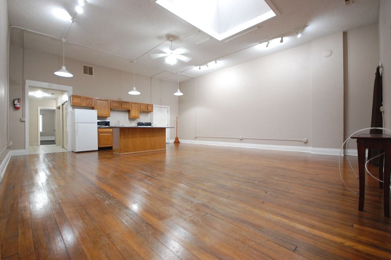 717 Story St - Photo 3 of 23