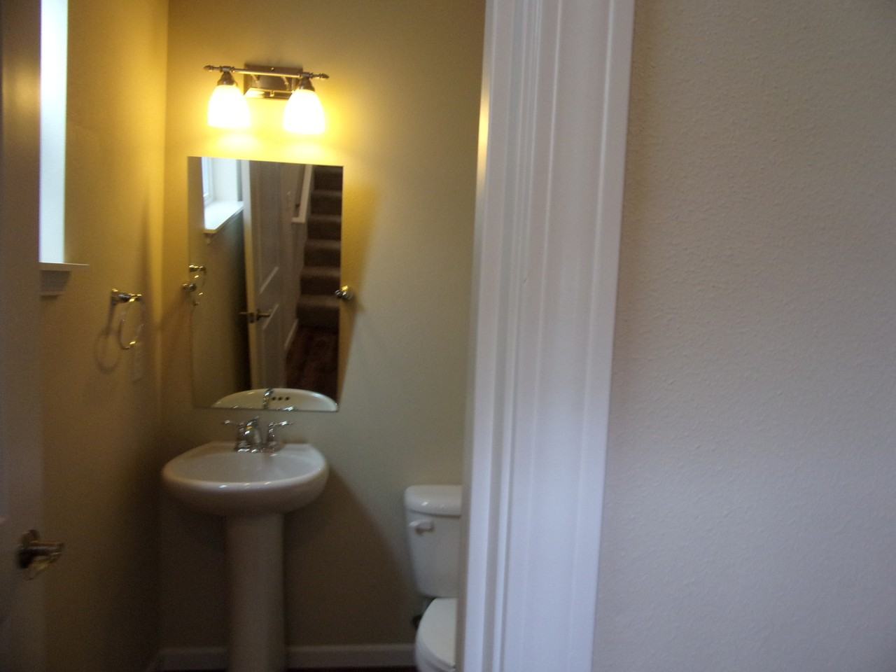 230 Main St Ne - Photo 6 of 9