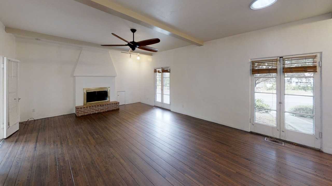 4905 College Ave - Photo 4 of 34