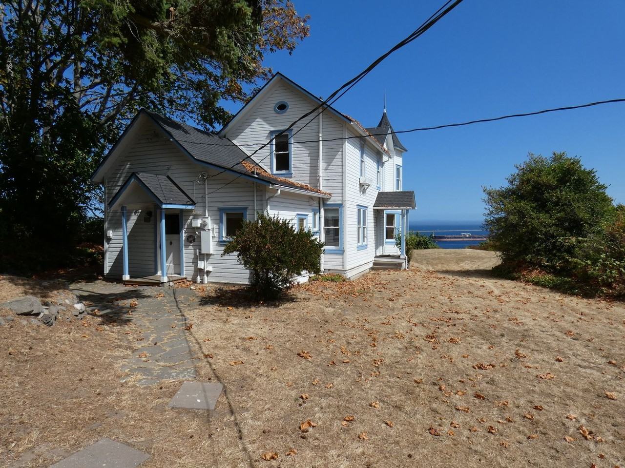 411 S D St - Photo 2 of 25