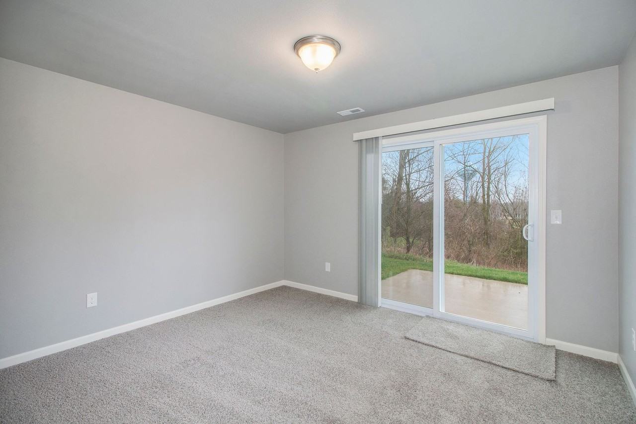 4461 Soya Ave - Photo 7 of 17