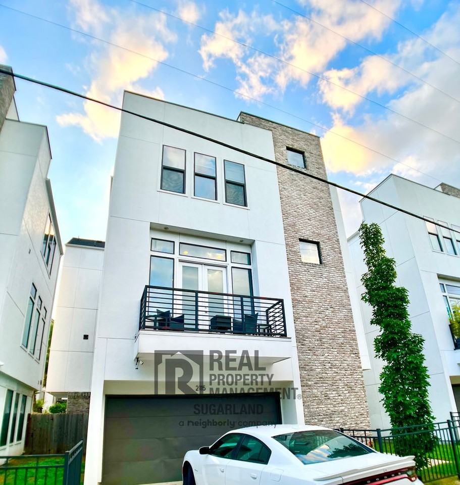 2115 Arabelle St - Photo 2 of 28