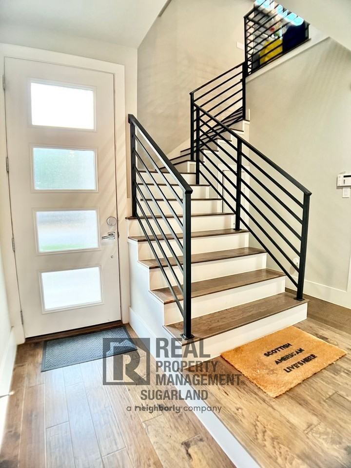 2115 Arabelle St - Photo 4 of 28