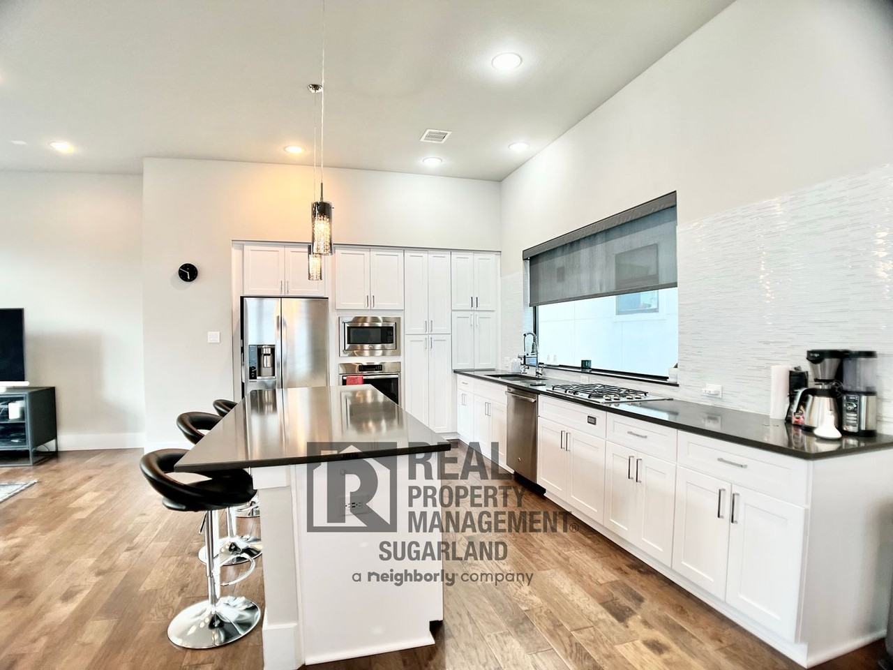 2115 Arabelle St - Photo 6 of 28