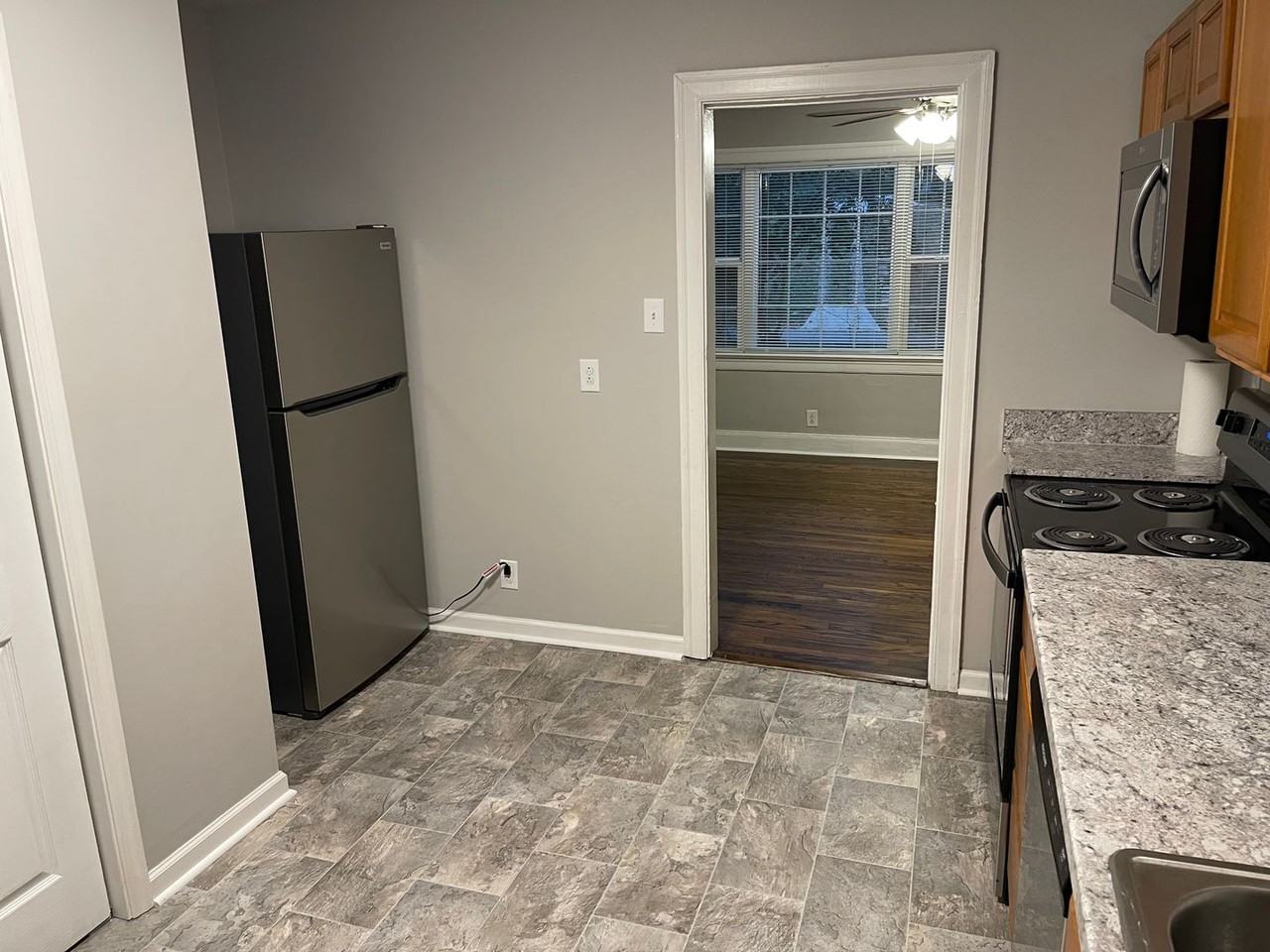 709 Woodlawn Drive - Photo 6 of 16