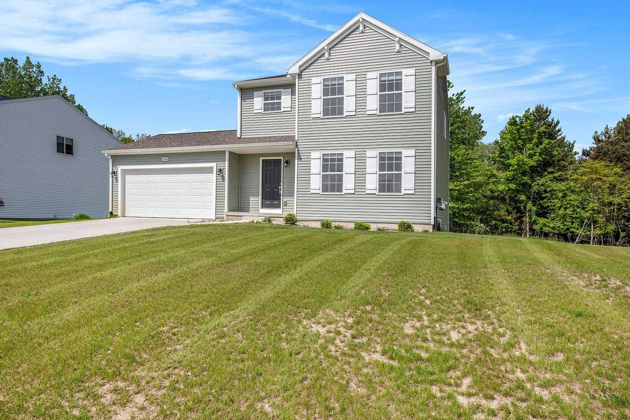 Meadowlane Ct, Burton, MI 48519 4 Bedroom Apartment for Rent PadMapper