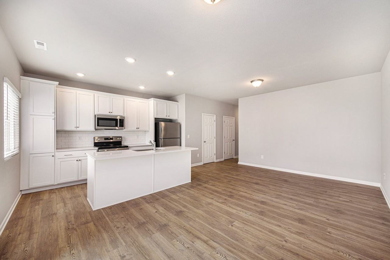 1313 Timber Hollow Ct - Photo 4 of 16