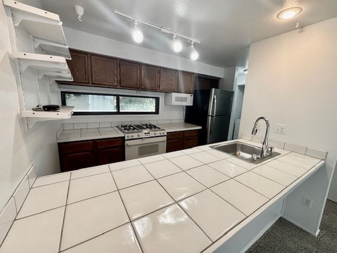 21654 14th Avenue South #G10 - Photo 6 of 15